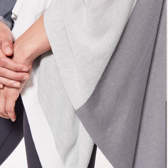 14. Lululemon Gray Color Block Hatha Wrap Sweater - Picture 5 of 16